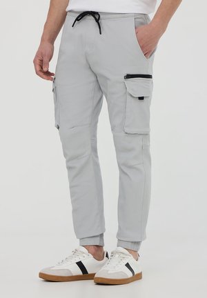 DETTAGLI TECNICI  - Pantaloni cargo - grigio cemento