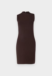 Brun ärmlös klänning med hög halsringning, åtsittande siluett och slät textur, med en dold dragkedja i ryggen och inga synliga mönster.