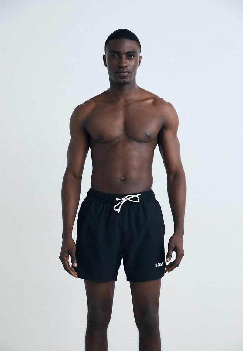 BOSS - DOGFISH - Badeshorts - black, Forstør