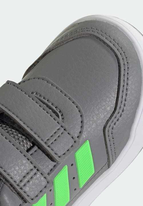 adidas TENSAUR SPORT 3.0 UNISEX - Training shoe - grey three lime burst grey five — foto 7