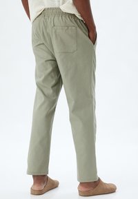 Koton Pantalones - khaki
