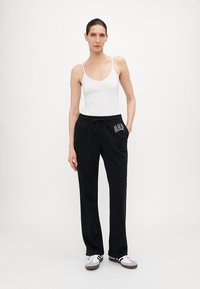 Gap Tall HERITAGE BOOT - Tepláky - true black