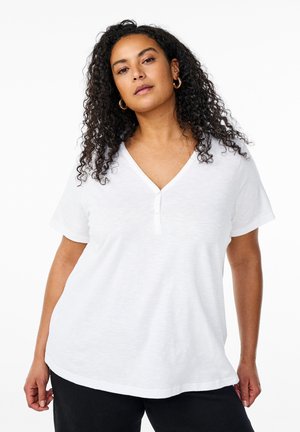 Zizzi FLASH - MIT KNOPFLEISTE - T-Shirt basic - bright white