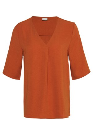 Rustorange kortærmet bluse med V-udskæring og frontplissédetalje, lavet af letvægtsstof.
