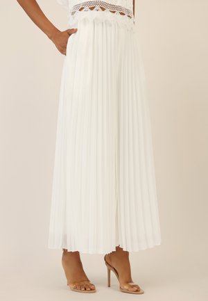 Apart PLISSEE - Trousers - creme