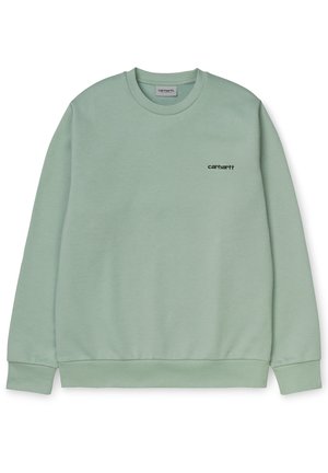 Jasnozielona bluza Carhartt z okrągłym dekoltem, ze ściągaczami na mankietach i dole, z małym czarnym logo po lewej stronie klatki piersiowej.