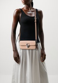 COACH STUDIO BAG 20 - Skuldertasker - buff