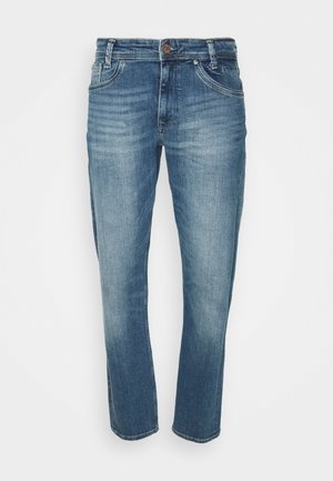 Jeans in denim blu con taglio dritto, design a cinque tasche e chiusura con bottone. Leggera sfumatura lungo le cosce.