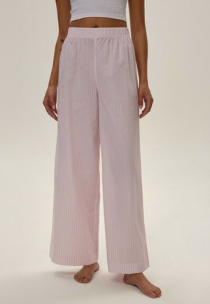 - Spodnie od piżamy