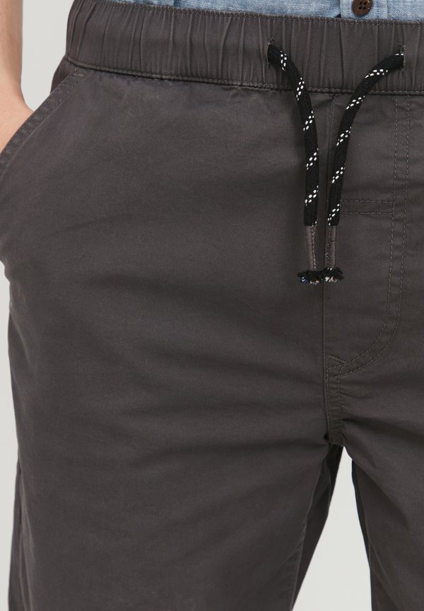 SDLinan - Shorts - forged iron3