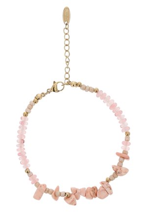 Hieno rannekoru, jossa on vaaleanpunaisia ja beigen sävyisiä kivinappeja, kullanvärisiä pyöreitä helmiä, hummerilukko ja säädettävä ketju, jossa pieni soikea nimilaatta.