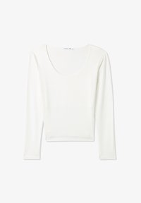 Selezionato, bianco lana