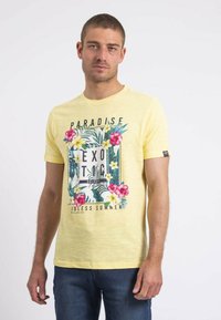 Sélectionné, jaune