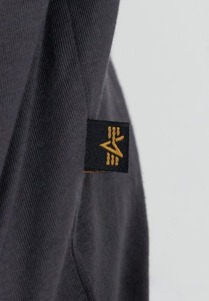 Alpha Industries Pitkähihainen paita - vintage grey