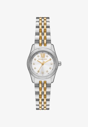 Dwukolorowy srebrny i złoty zegarek na rękę Michael Kors z białą tarczą, złotą rzymską cyfrą XII i kryształowymi znacznikami godzin, metalową bransoletą z ogniw.