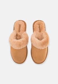 Even&Odd Pantofole - cognac