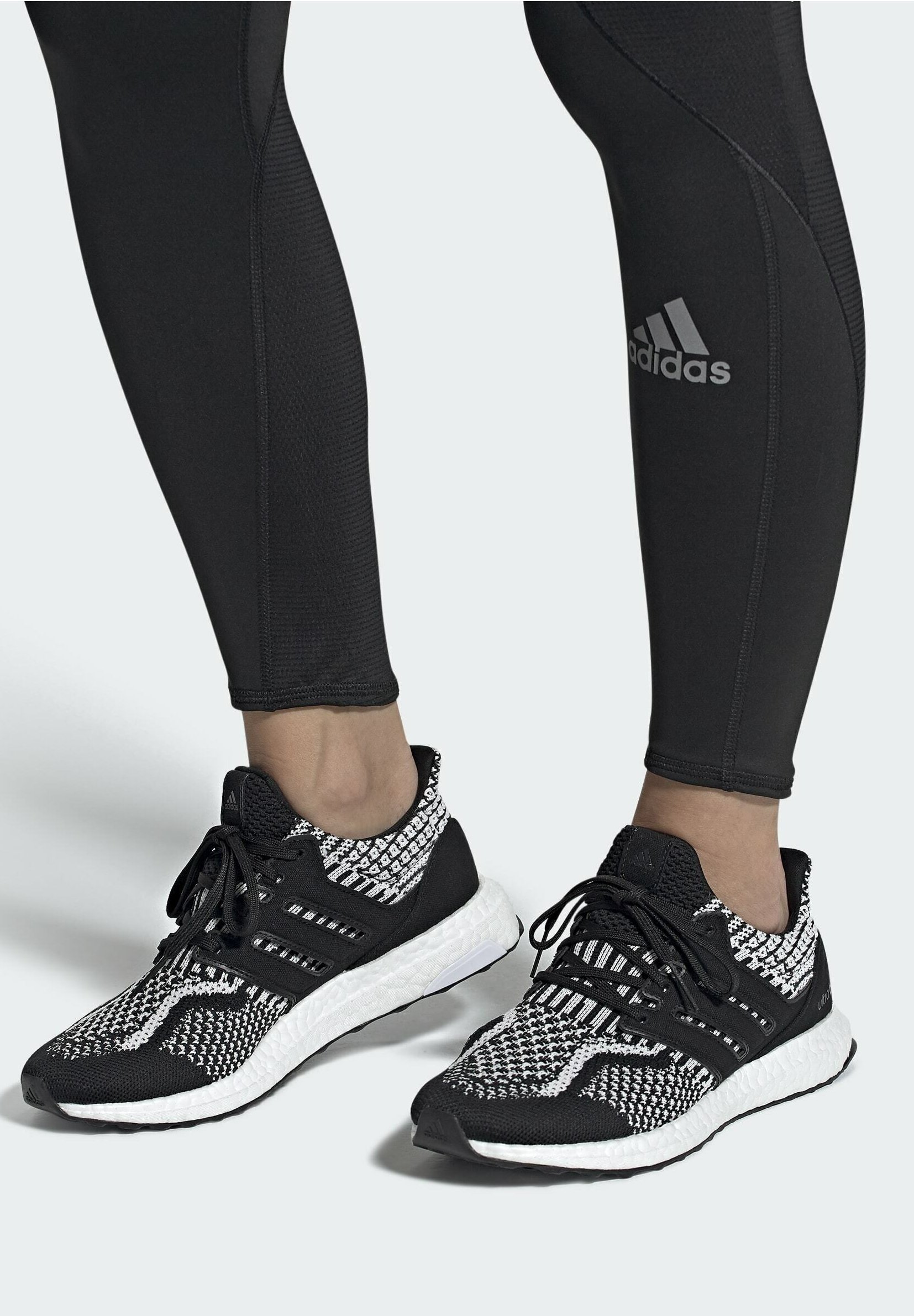 ultraboost 5.0 black and white