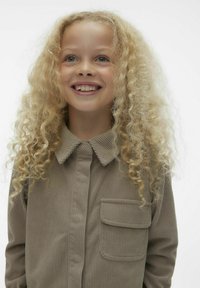VERO MODA Girl VMKENYA D2 - Bluza z gumbi - laureloak