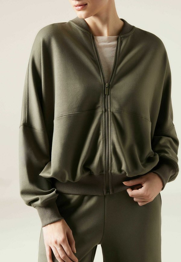 SOFT TOUCH - Bomberjacke - f verde militare