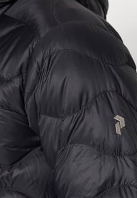 Peak Performance HELIUM HOOD JACKET - Dunjakker - black
