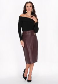 faina Kietaisuhame - burgundy