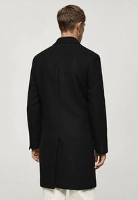 Mango Klassinen takki - black