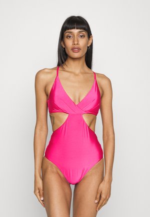 only onldana ruffle set