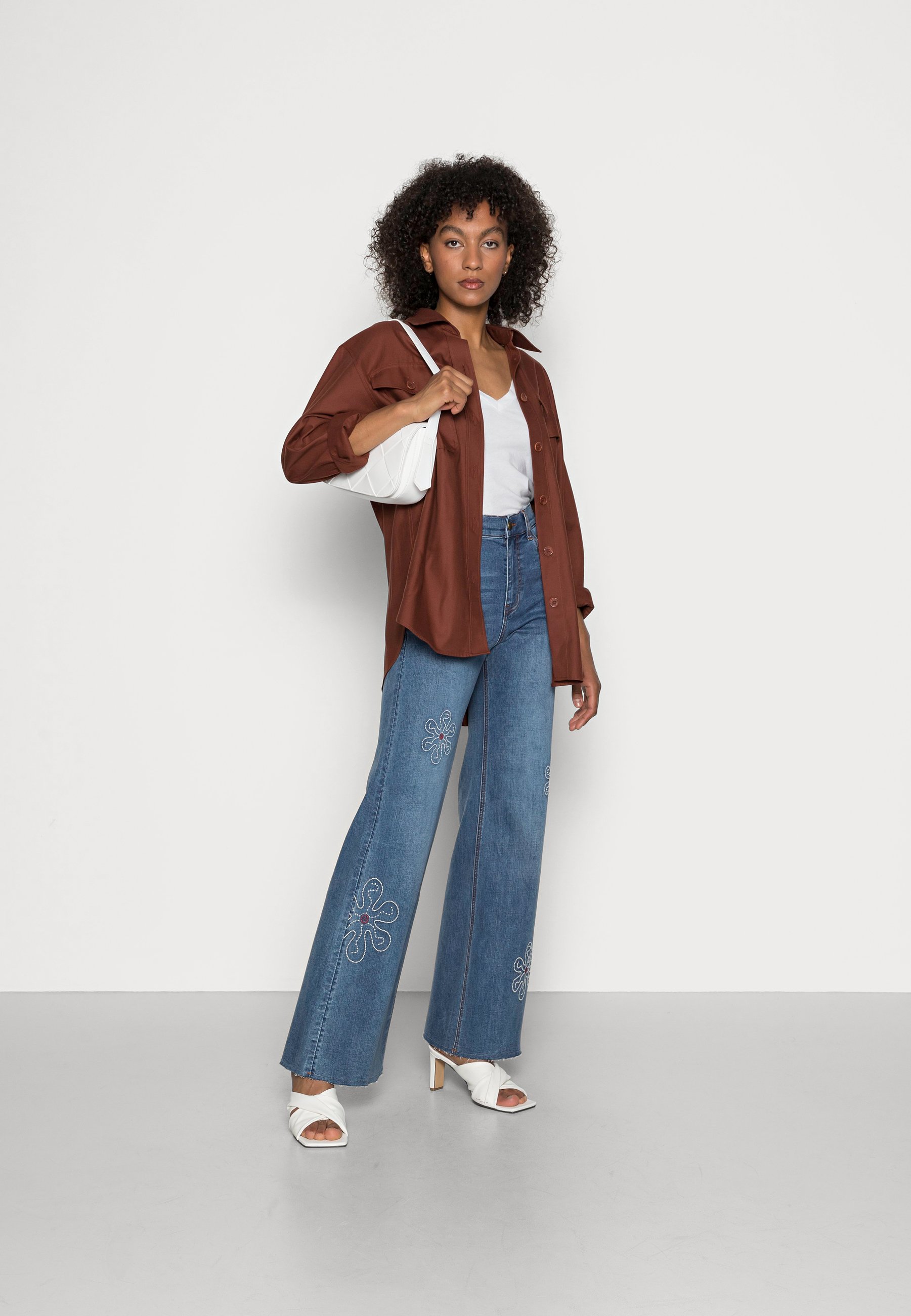 Desigual Jeans Tapered Fit - blue/multicolore - Zalando.it