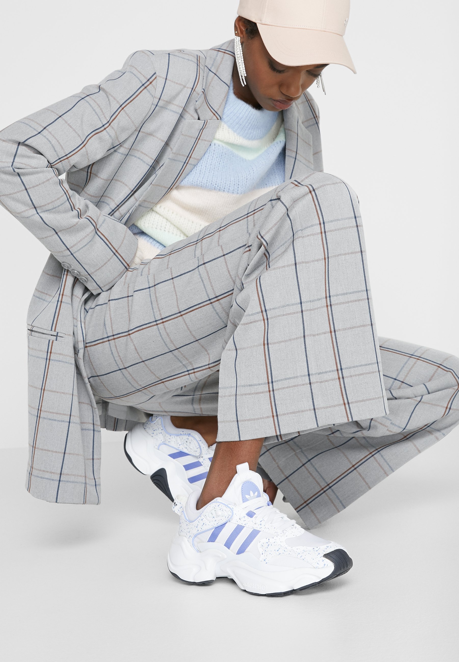 magmur runner shoes black