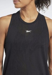 Reebok Linne - black