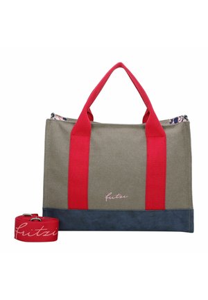 Torba typu tote z materiału canvas z czerwonymi uchwytami, szarym korpusem, granatowym dolnym obszyciem oraz odpinanym czerwonym paskiem z logo „fritzi” w różowym stylu pisma odręcznego.