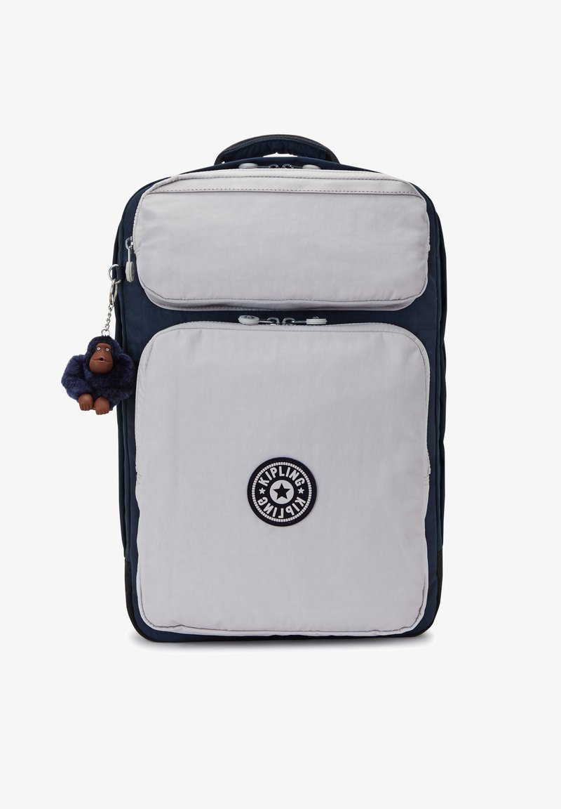 Zaino in tessuto blu navy e grigio con due scomparti con zip, patch rotondo del logo Kipling e accessorio portachiavi a forma di scimmia.