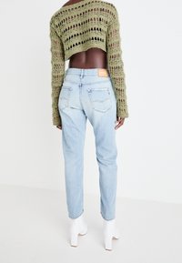Replay Džíny Relaxed Fit - light-blue denim
