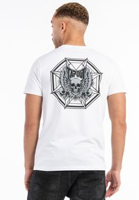 Tapout NORMALE PASSFORM OCTAGON  - Apdrukāts T-krekls - white black