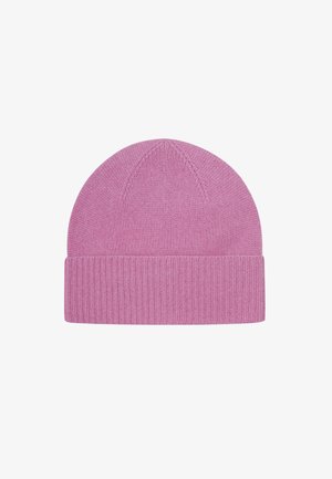Rosa Strickmütze mit weicher Textur, ausgestattet mit einem gerippten Bündchen und einer runden Spitze, entworfen für Wärme und Komfort.