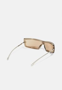 Le Specs THE BODYGUARD - Gafas de sol - smoke   silver