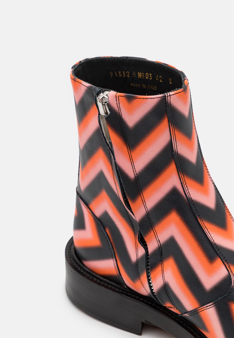 paul smith zig zag
