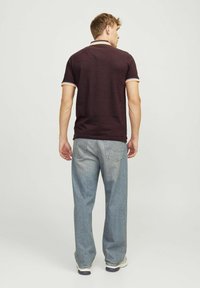 Jack & Jones JJEPAULOS SS NOOS - Polo krekls - brown