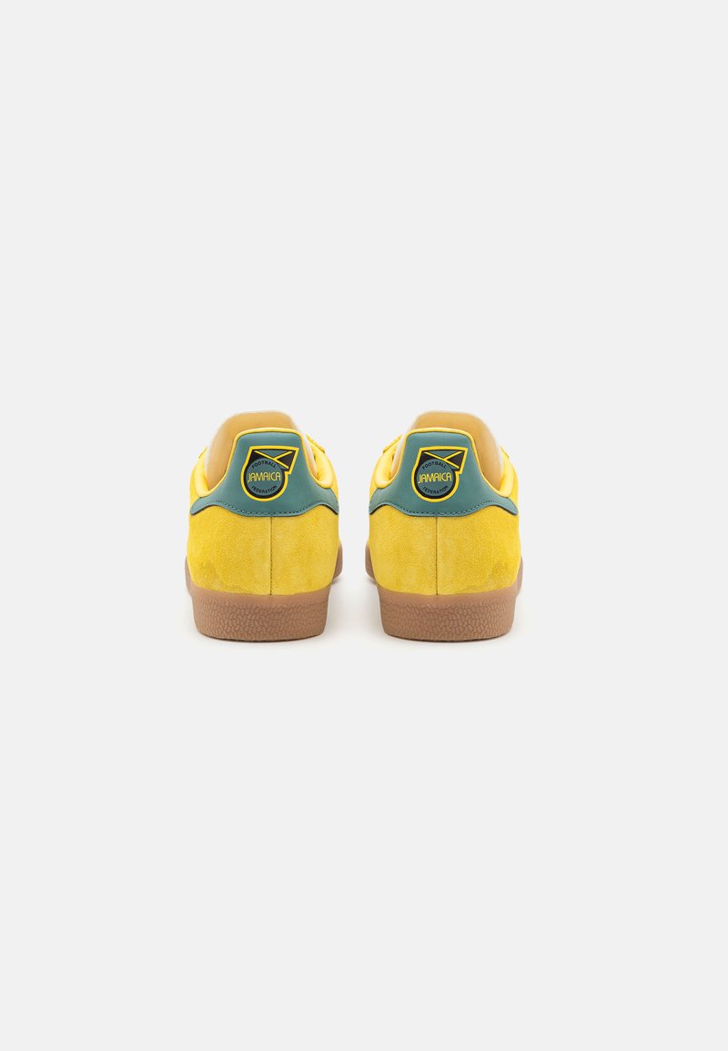 adidas gazelle silver green womens ADIDAS GAZELLE Jaune  De Long En Large