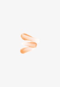 Drei dicke, horizontale, beige Make-up-Foundation-Swatches auf weißem Hintergrund, parallel angeordnet, mit sanft verblendeten Rändern.