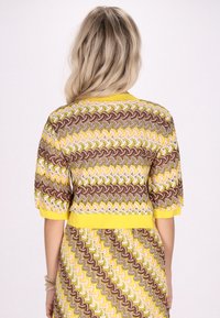 Thumbnail Image 3