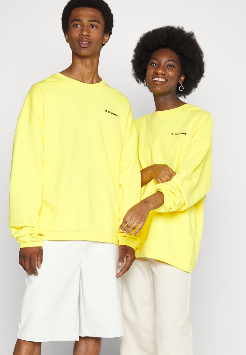 Damen Sweatshirts | Les Benjamins UNISEX Sweatshirt gold/yellow/gelb - EC47484 Damen Sweatshirts | Les Benjamins UNISEX Sweatshirt gold/yellow/gelb - EC47484
