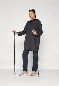Peak Performance - Kurtka Softshell