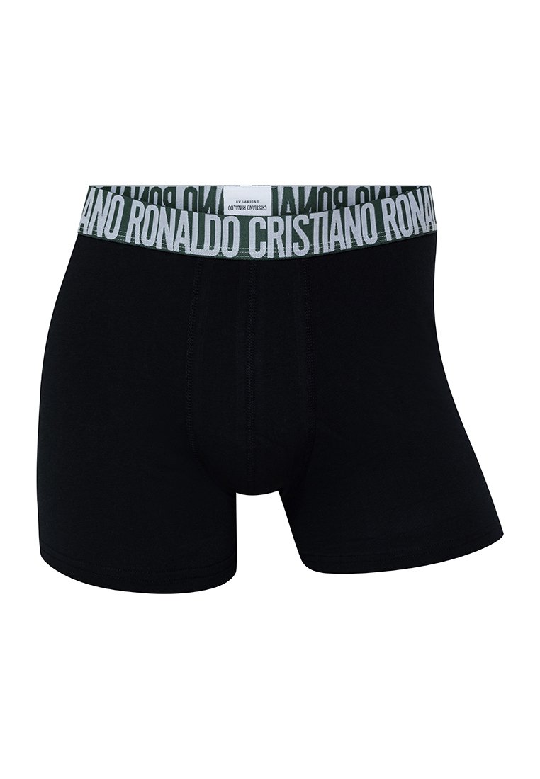 Boxers para hombres negros con una cinturilla gris que presenta el texto "Cristiano Ronaldo" en letras blancas en negrita.