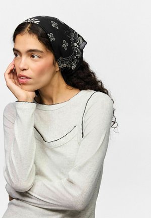 Pieces, SCARF PCKAMILLA SQUARE - Fular - black