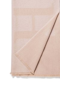 Lichtroze wollen dekentje met een zachte textuur, voorzien van een subtiele patroondesign. De randen hebben een franjerand.