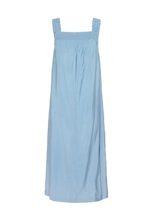 Robe sans manches bleu clair avec encolure carrée smockée et larges bretelles volantées, longueur au sol avec une coupe ample et fluide.
