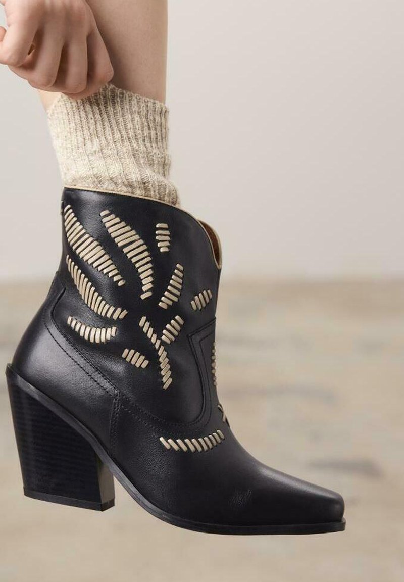 Gioseppo BORDADO RAJEC - Botines camperos - off white