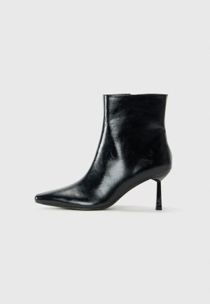 Kotníková obuv na vysokém podpatku - black-black