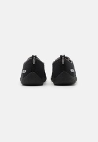 Keen HOWSER II - Hikingschuh - triple black